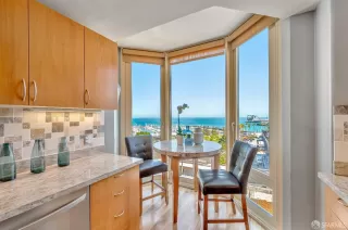 Photo #4: 424041009 Listing