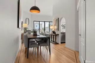 Photo #4: 424041023 Listing