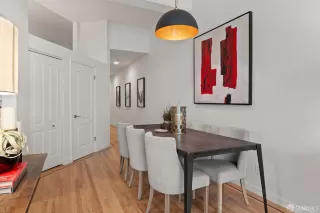 Photo #5: 424041023 Listing