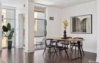 Photo #6: 424042365 Listing 