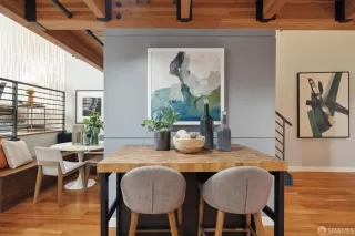 Photo #6: 424042805 Listing