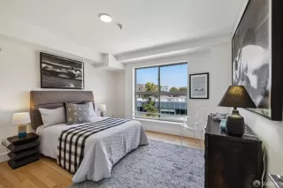 Photo #4: 424042832 Listing 