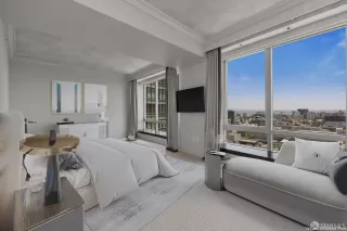 Photo #4: 424042863 Listing 