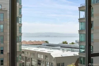 Photo #6: 424043070 Listing