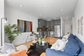 Photo #2: 424043263 Listing 