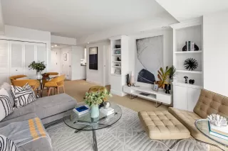 Photo #3: 424043398 Listing 