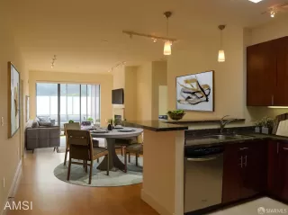 Photo #2: 424043477 Listing 