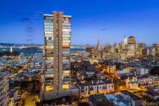 Photo #4: 424043893 Listing