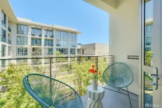 Photo #2: 424044448 Listing