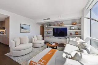 Photo #5: 424044808 Listing 