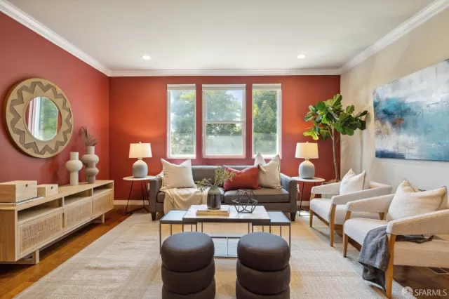 MLS: 424045352 Condo For Sale
