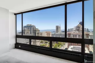 Photo #6: 424045624 Listing