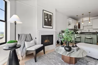 Photo #5: 424046150 Listing