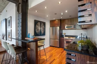 Photo #4: 424046156 Listing 