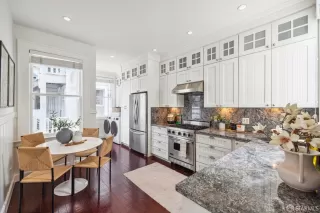 Photo #2: 424046180 Listing 