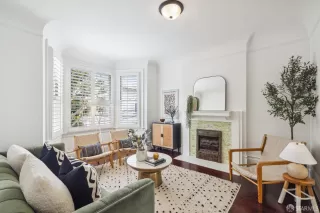 Photo #3: 424046180 Listing 