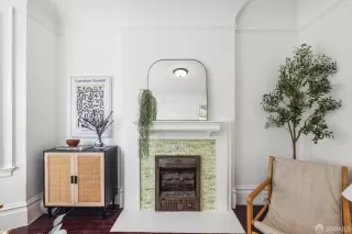 Photo #5: 424046180 Listing 