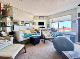 Photo #5: 424046299 Listing