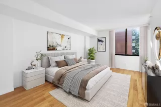 Photo #5: 424047556 Listing