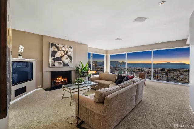 MLS: 424047774 Condo For Sale