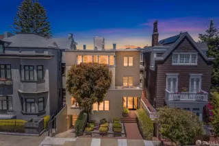 Photo #2: 424047774 Listing 