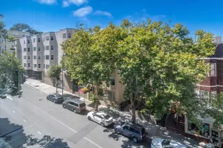 Photo #4: 424048621 Listing 