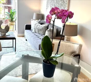 Photo #6: 424048621 Listing 