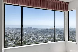 Photo #3: 424048886 Listing 