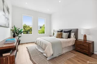 Photo #5: 424048895 Listing