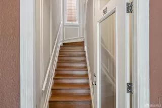 Photo #3: 424050172 Listing 