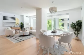 Photo #1: 424050213 Listing