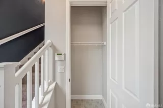 Photo #6: 424050222 Listing