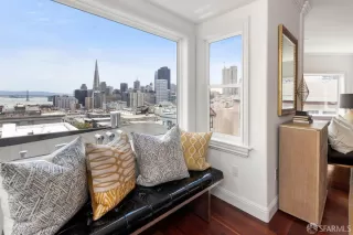 Photo #4: 424050228 Listing