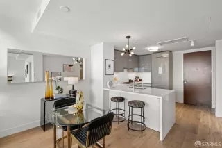 Photo #6: 424050434 Listing 