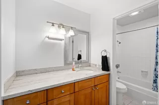 Photo #6: 424051053 Listing 