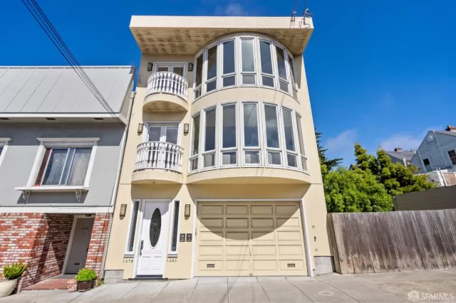 MLS: 424051224 Condo For Sale