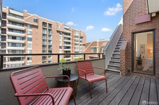 Photo #3: 424051334 Listing