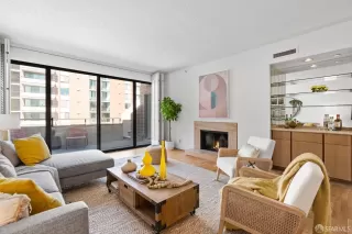 Photo #6: 424051334 Listing