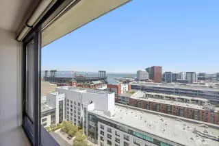 Photo #2: 424051382 Listing 