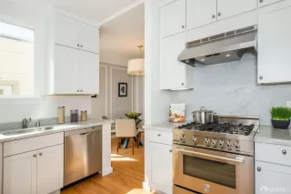 Photo #3: 424051437 Listing