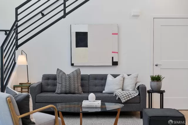 MLS: 424051817 Condo For Sale