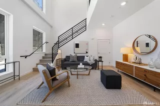 Photo #4: 424051817 Listing