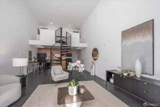 Photo #6: 424051819 Listing 