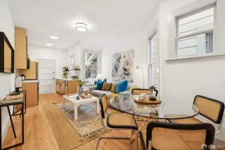 Photo #2: 424052160 Listing