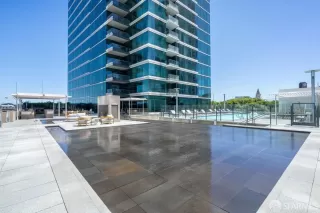 Photo #5: 424052502 Listing