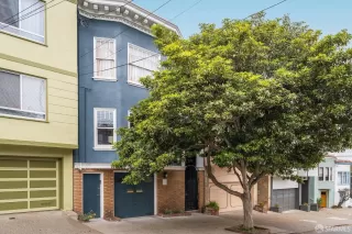 Photo #1: 424053011 Listing 