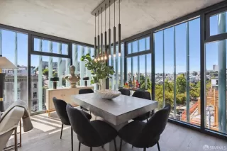 Photo #5: 424053014 Listing 