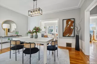 Photo #4: 424053615 Listing