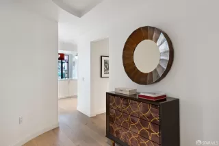 Photo #5: 424053714 Listing