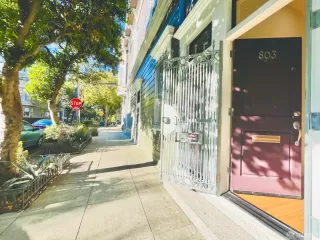 Photo #3: 424055334 Listing